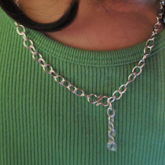 Unique  Carved face Chalcedony Peridot Neclkace - Picture 5 of 6